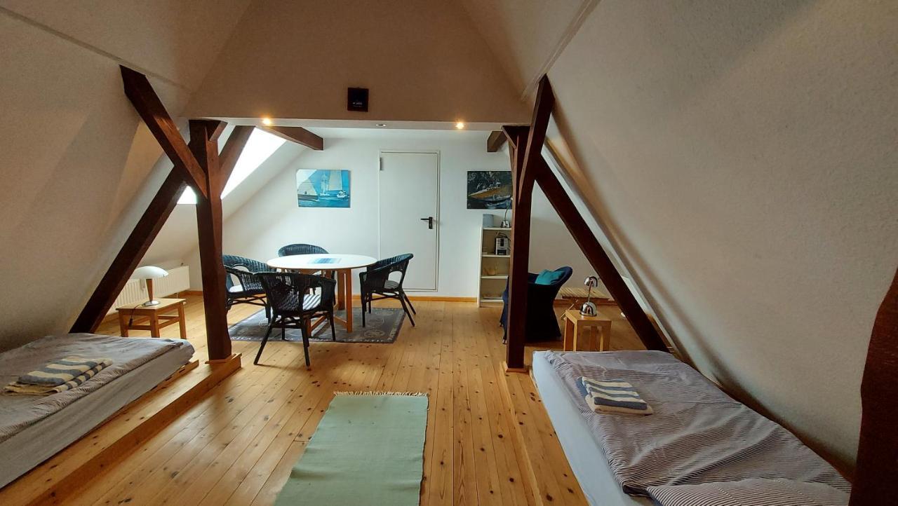 Ferienwohnung Drachen Alt Reddevitz Bagian luar foto